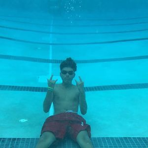 Meet your Posher, Christian